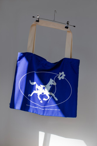 Solo Ride Horse XL Tote bag | Fernanda Maria