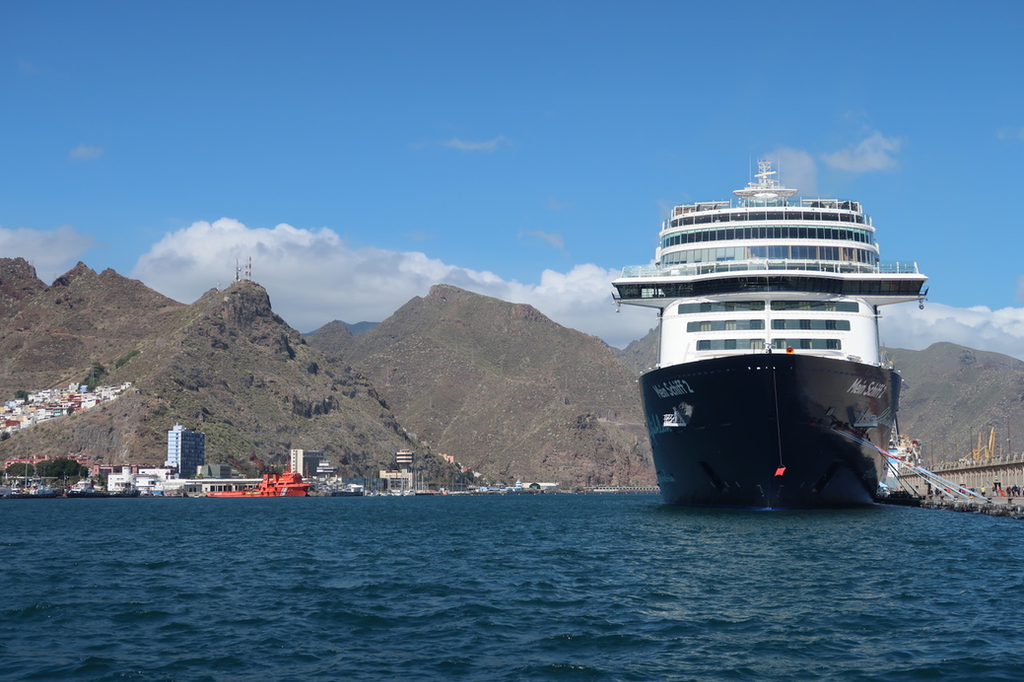 Von Gran Canaria Nach Mallorca Mit Der Neuen Mein Schiff 2