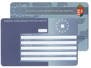 A magyar Európai Egészségbiztosítási Kártya (EEK), szürke-kék árnyalatú elő- és hátlapja.