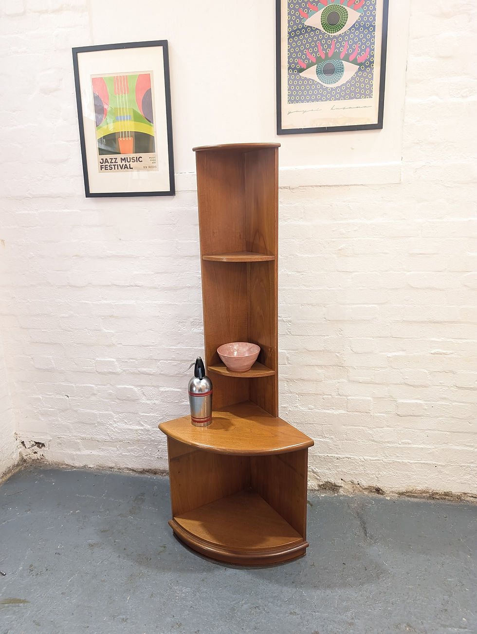 Thumbnail: Mid Century Corner Unit 