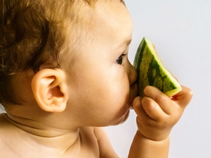 10 First Foods To Get Your Baby Started On Solids.
