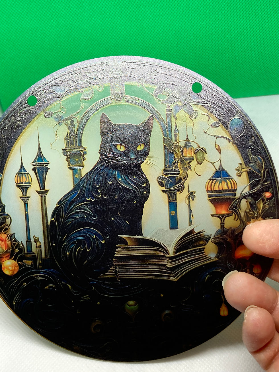 Miniatyrbild: Fönsterdekoration Svart katt med bok