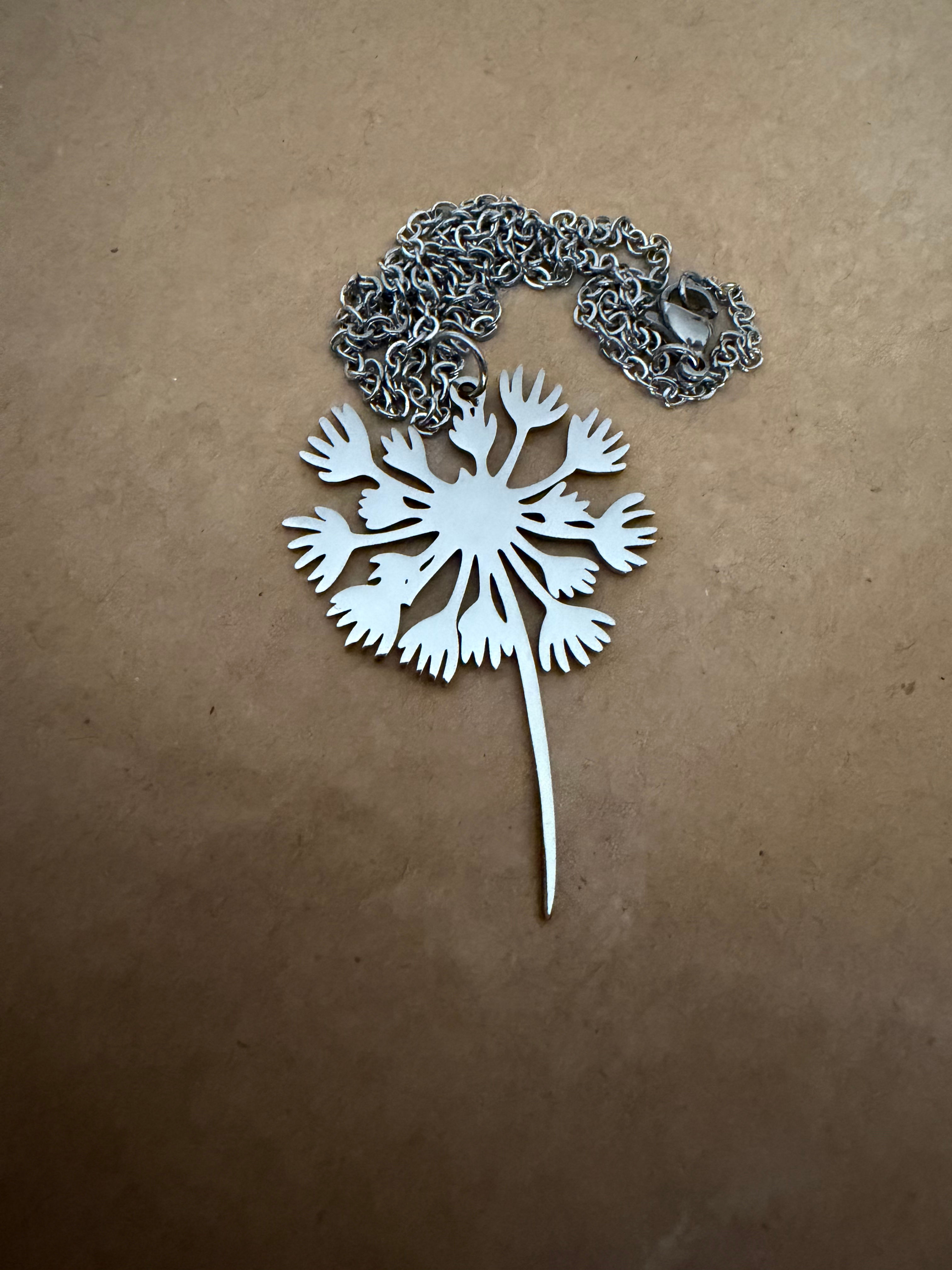 Halsband  stort Maskros rostfritt stål