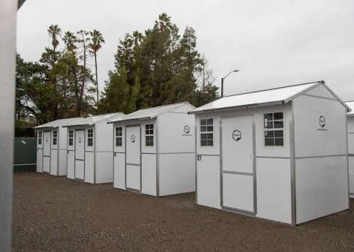 Proyecto de tiny homes en St. Charles para personas sin vivienda