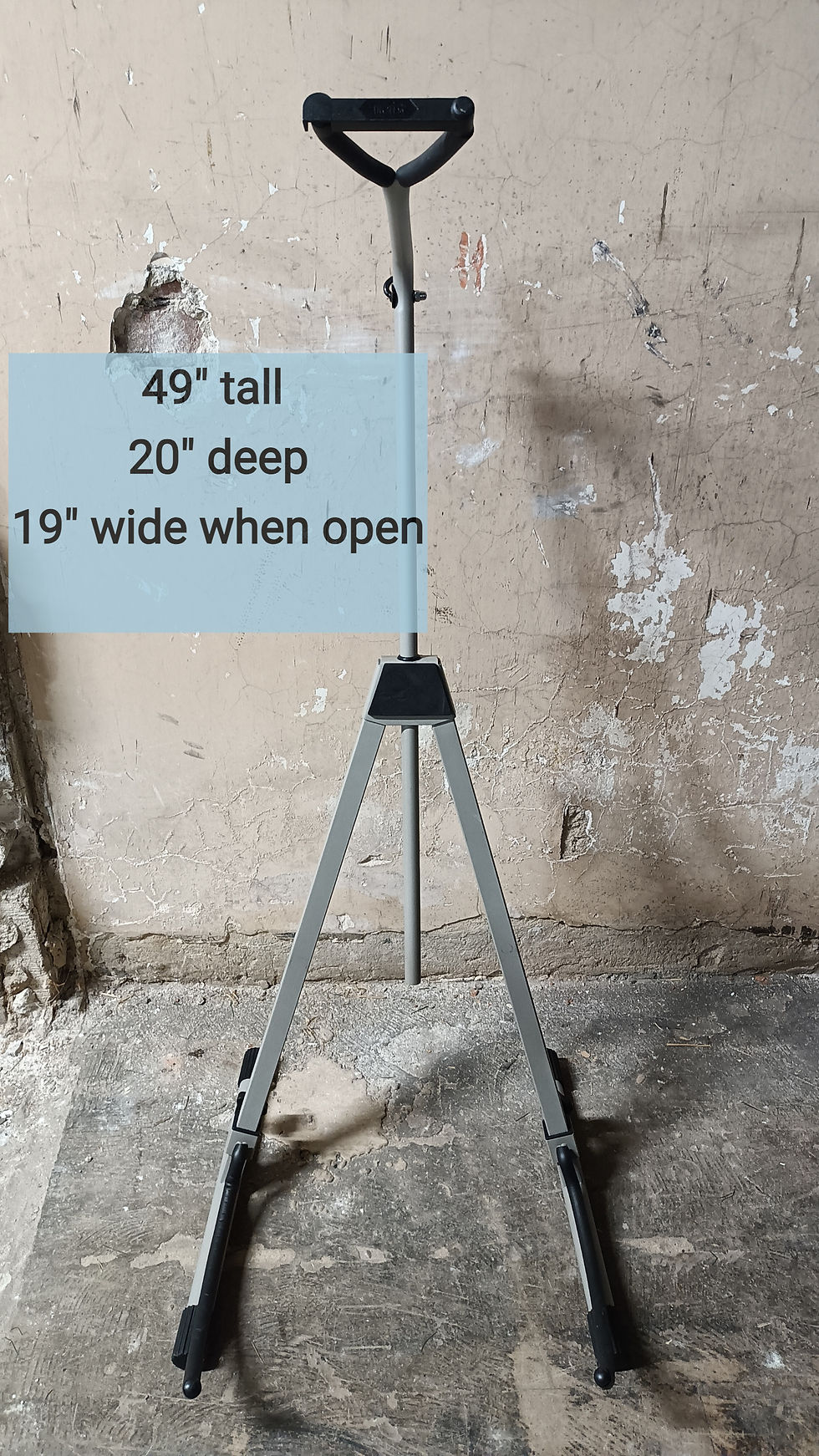 [I0029] Guitar stand, collapsible