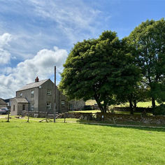 Arbor Low B&B