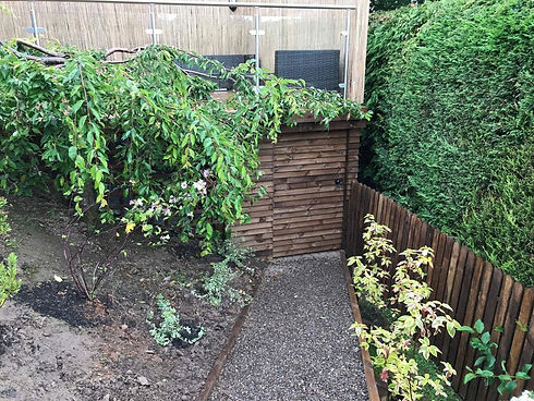 Commercial fencing