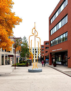 5 HERMES träumt_Vorderansicht.jpg