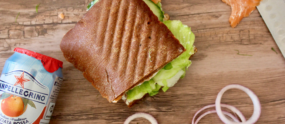 Gourmetlaks med krebsehalesalat