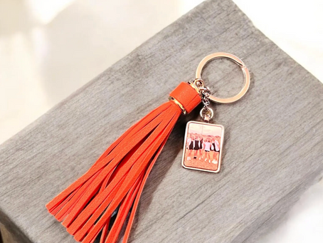 Thoughtful Gifts, Made Personal: Discover Material Mum Designs