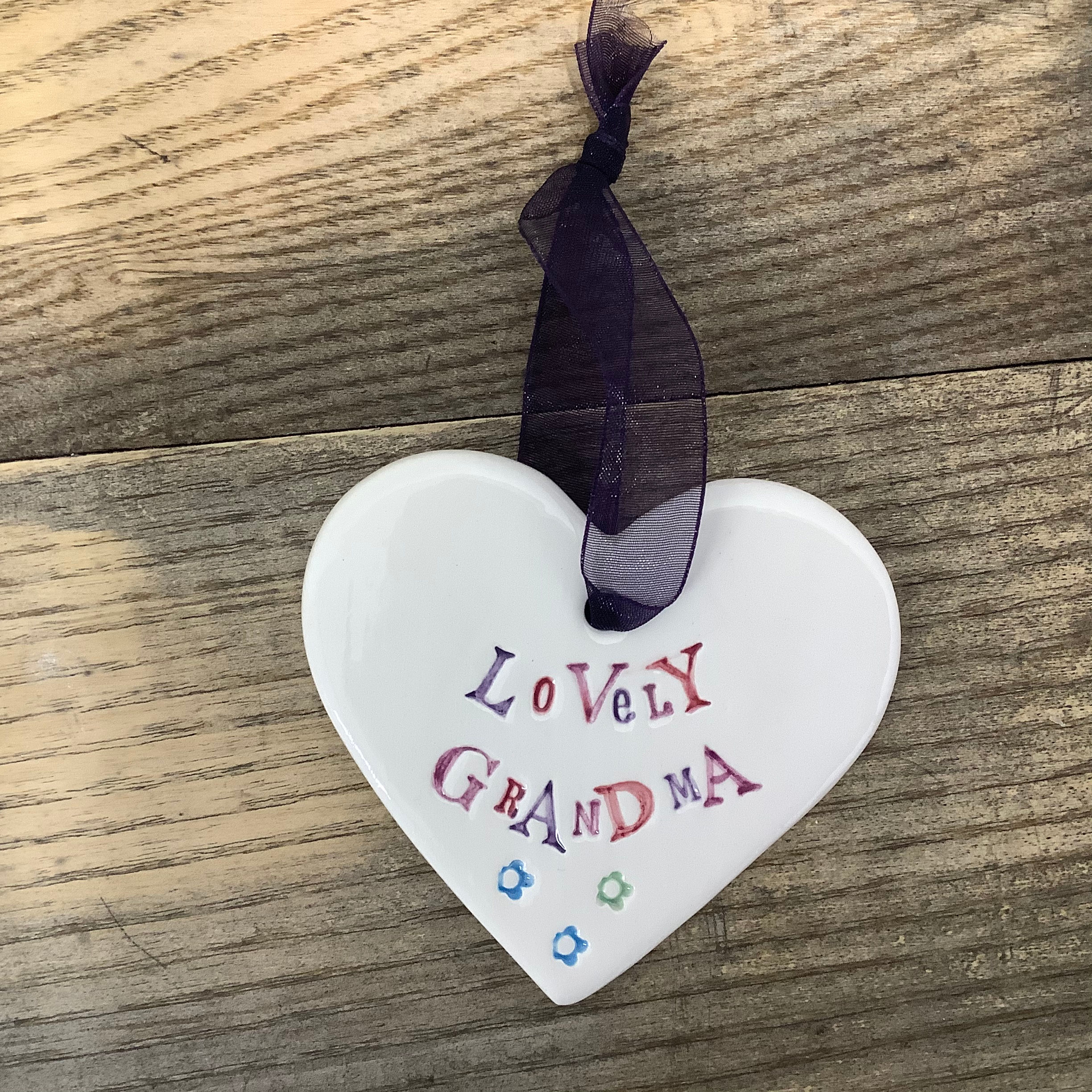 Handmade Ceramic Heart ‘Lovely Grandma’