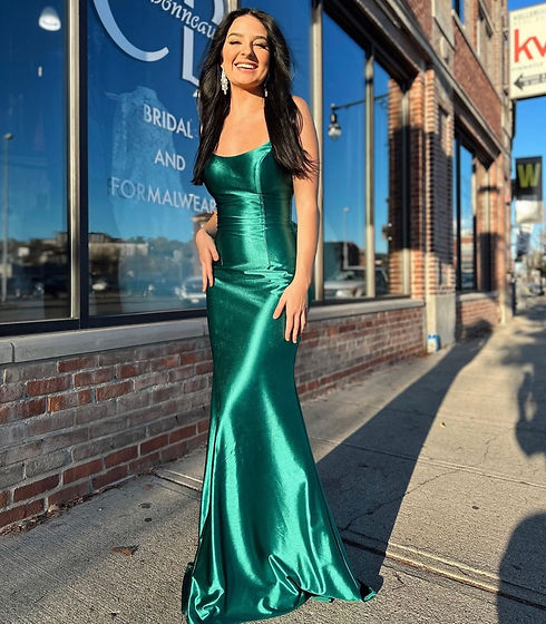 Carbonneau bridal & formalwear Clearance