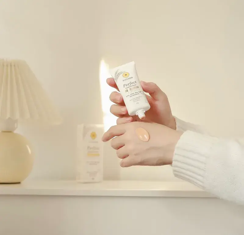 Thumbnail: 泰國 Pinnara 完美超輕防曬霜 SPF50+ PA++++（ 有色 / 無色 ）