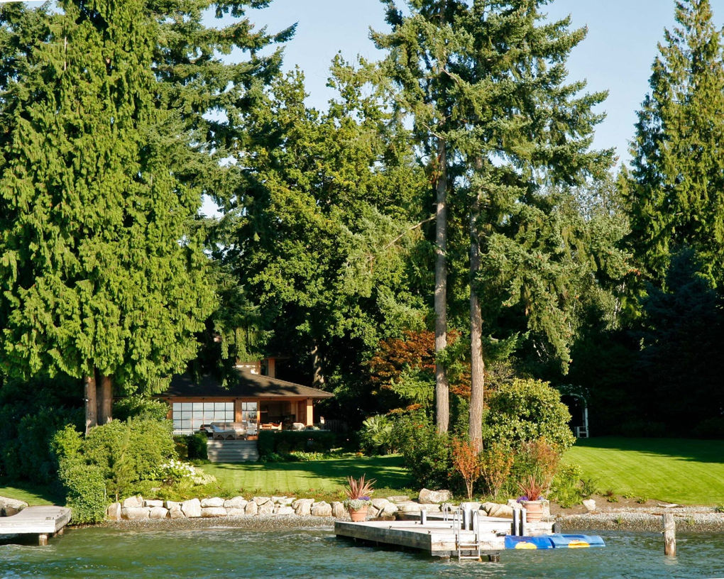 Lakeside Retreat project in Seattle, Washington / AOME Architects
