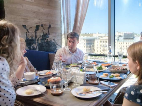 Эксперт Института принял участие в бизнес-бранче