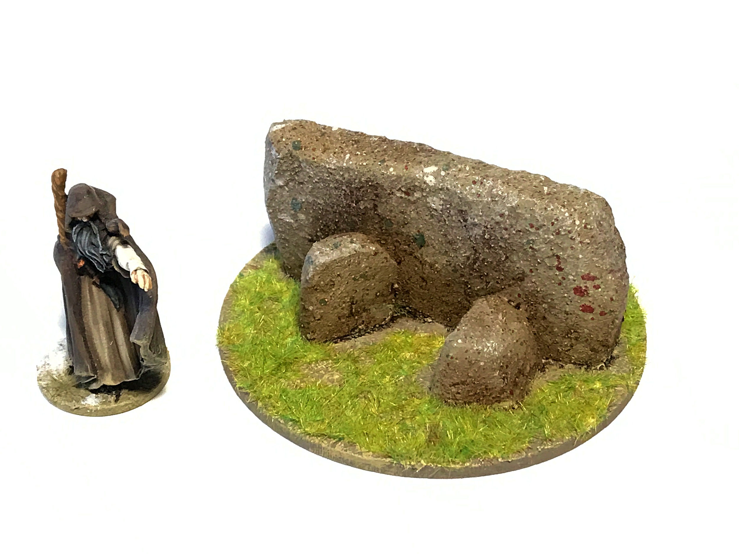 FA07 / Recumbent stone