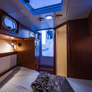 Forward cabin and head inside SeaPiper 37