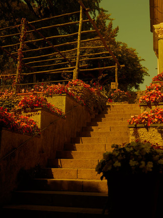 golden tones simulation