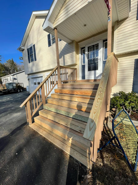 Newly constructed residential deck and staircase