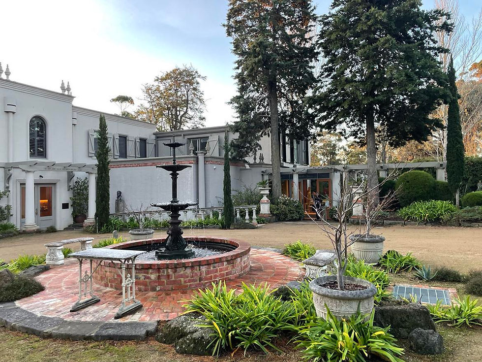 Beleura House & Lior