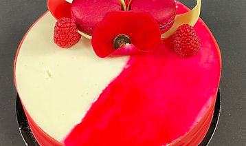 Vanilla Raspberry lychee Cake_edited.jpg