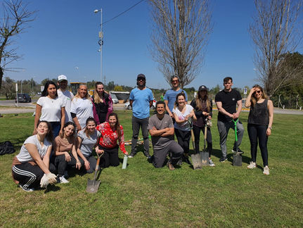 Together with HSBC we planted 60 native specimens