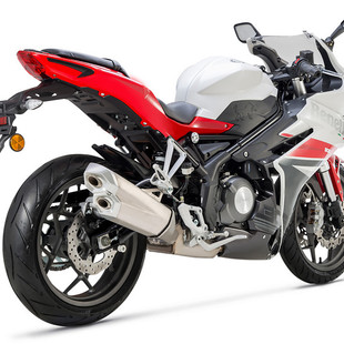 SK_Motos_GmbH_Niederwangen_Benelli_302R-
