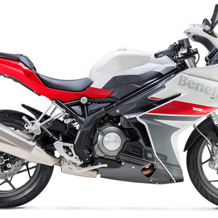 SK_Motos_GmbH_Niederwangen_Benelli_302R-