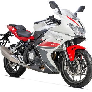 SK_Motos_GmbH_Niederwangen_Benelli_302R-