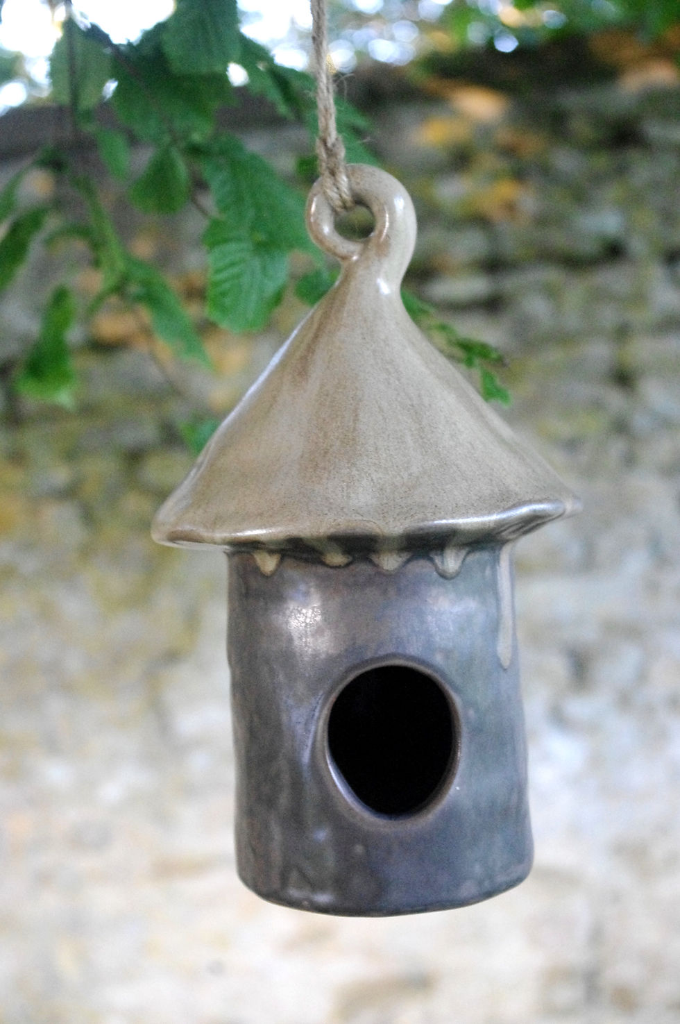 Miniature : Mangeoire pour oiseaux Louka en grès, marron/gris