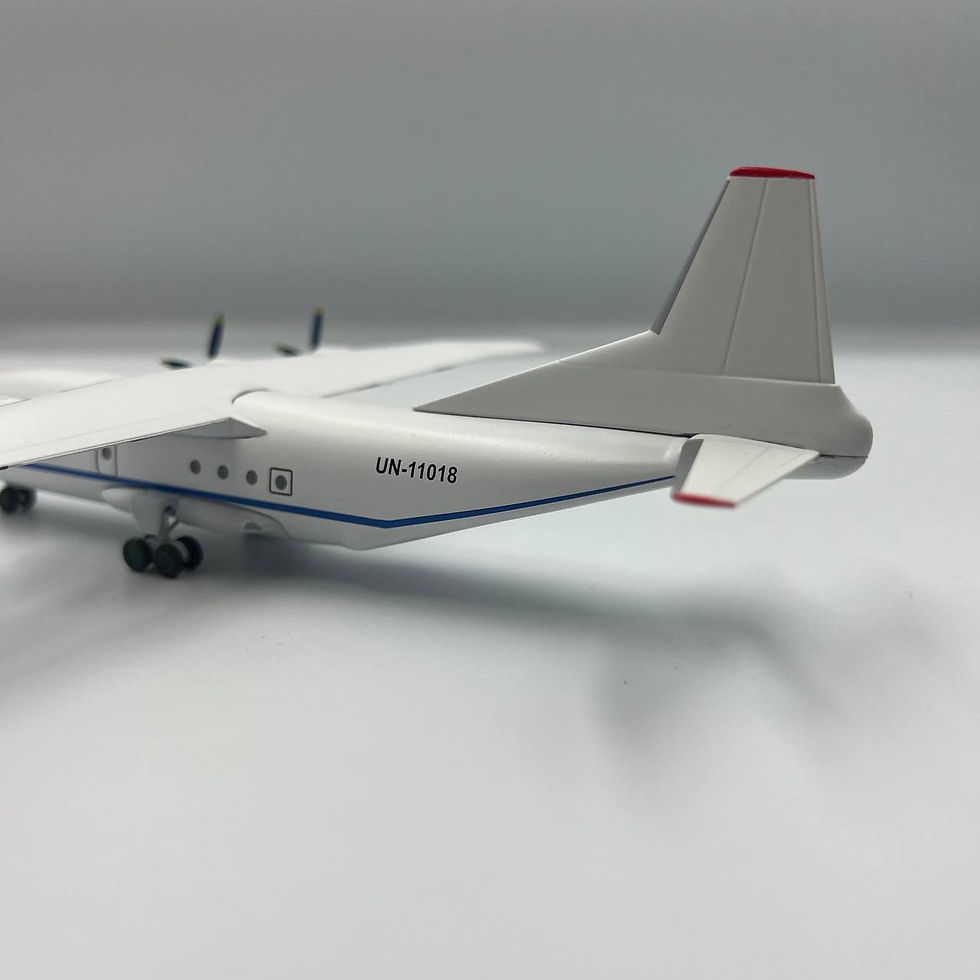 Thumbnail: Aircraft Model Antonov An-12 ATMA UN-11018 Scale 1:200