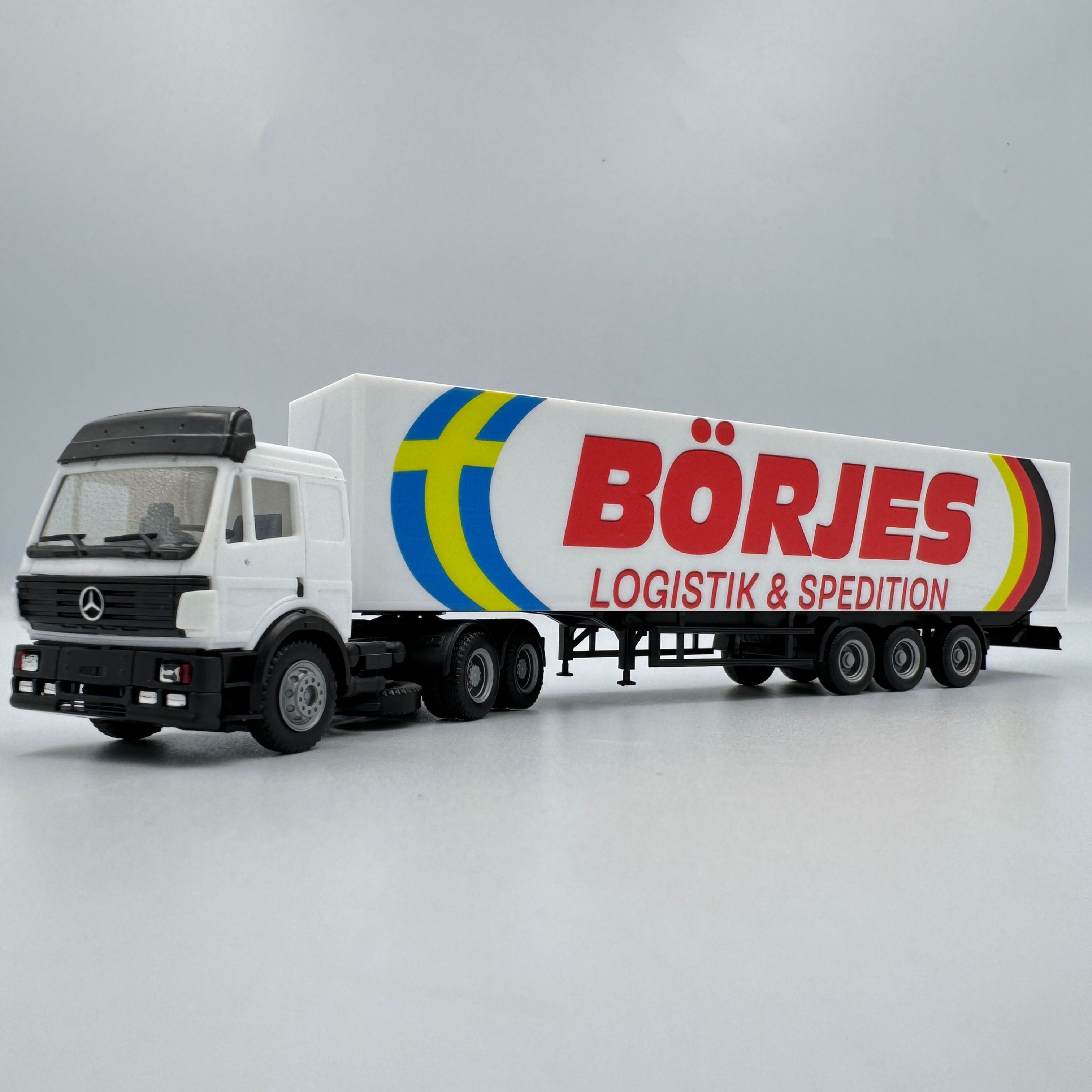 Model of Cargo Truck Mercedes-Benz MB-00-001 BÖRJES Logistik & Spedition LKW