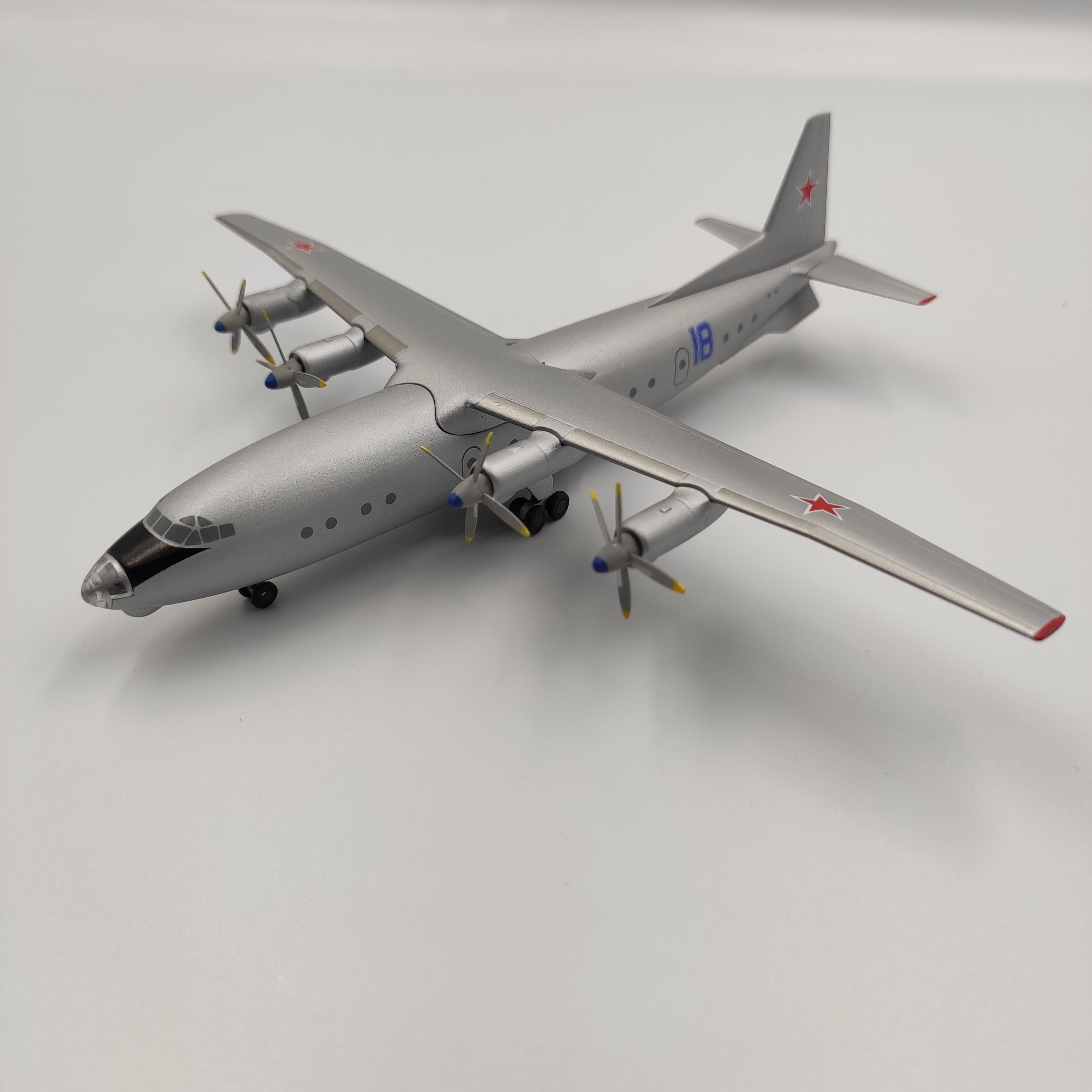 Aircraft Model Antonov 10 Soviet Air Force 18 Blue Scale 1:200