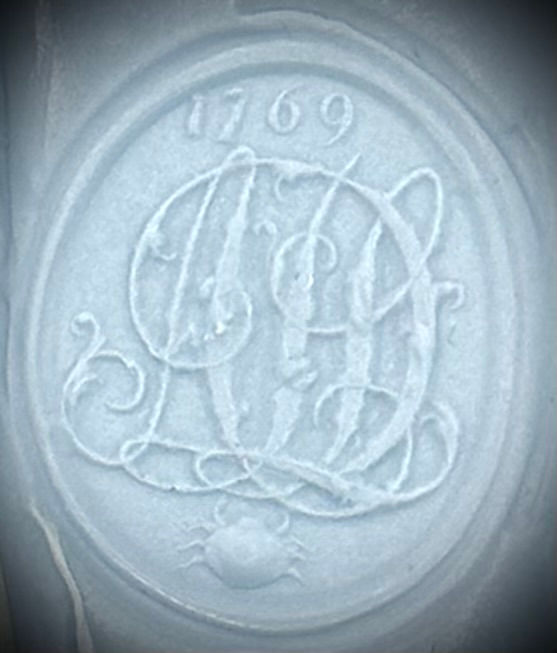 Thumbnail: Antique 9 Carat Gold Engraved Carnelian Intaglio Fob Seal