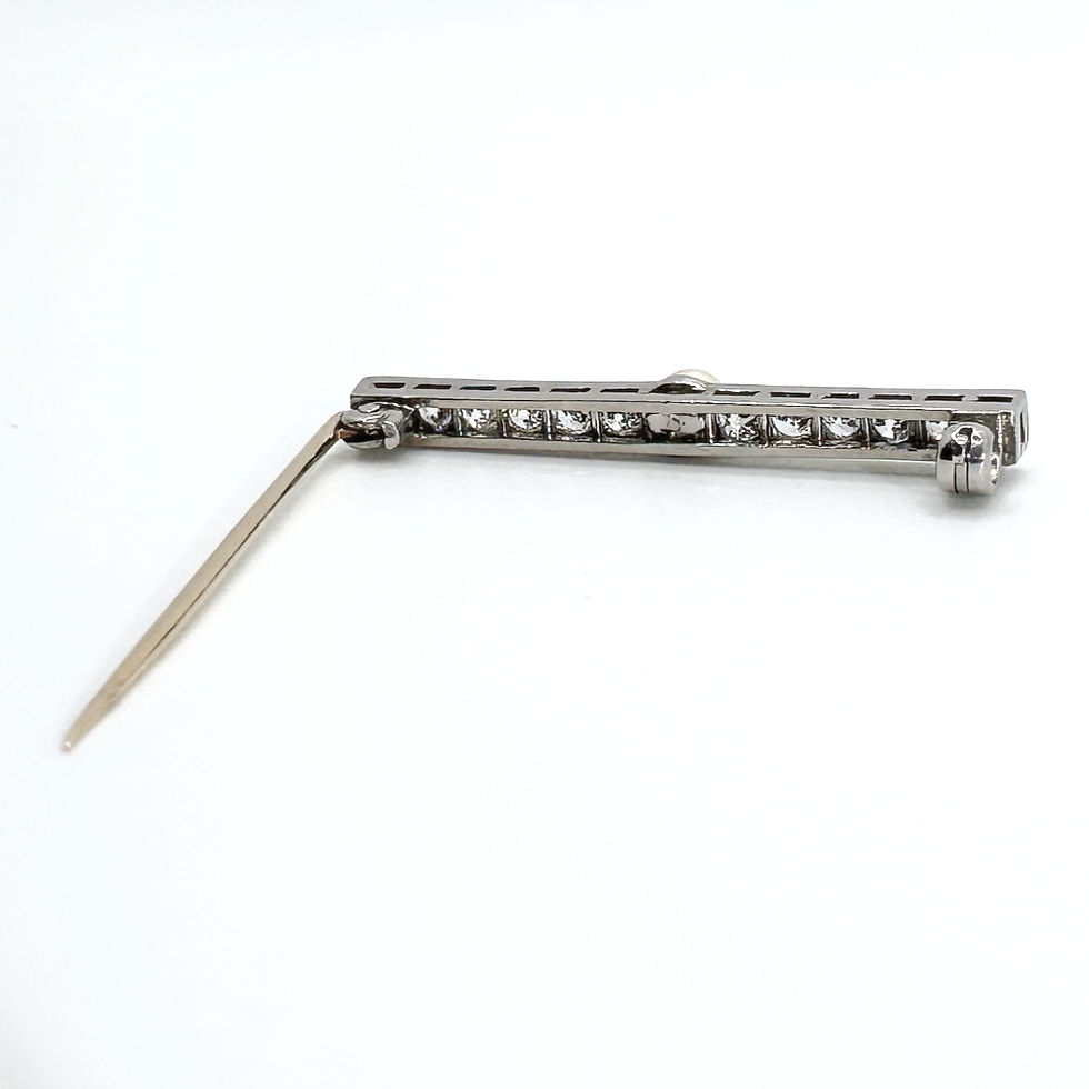 Thumbnail: 18 Carat Gold Cultured Pearl and Diamond Brooch