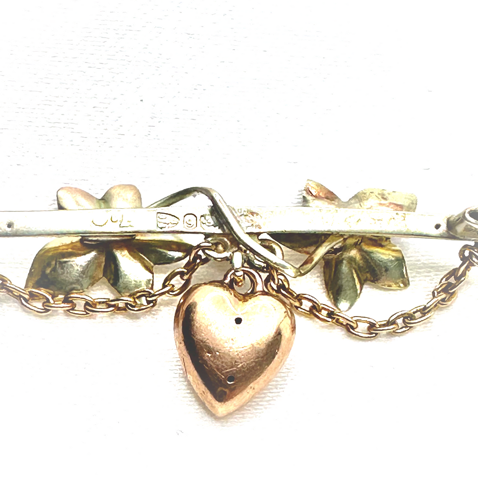 Thumbnail: 🐎Victorian 9 Carat Gold Split Pearl Ivy & Heart Brooch