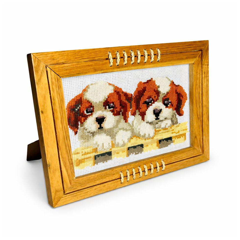 köpek desenli işlenmiş goblen ahşap çerçeveli ve el yapımı