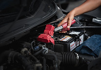 car-machanic-is-maintenance-on-the-car-in-the-gara-2025-03-14-22-11-15-utc.jpg
