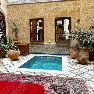 patio avec son bassin Fès