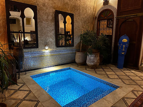 Une des seules piscines dans la médina de Fès