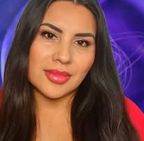 laura.jpg