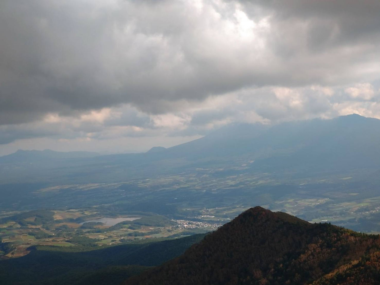 浅間山は雲の中…