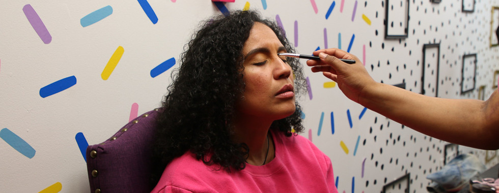 Fashion and Business Happy Hour attendee in makeup chair