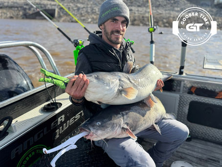 Catching Huge Catfish in Raging Waters!