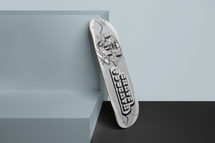 Tricon Skateboard