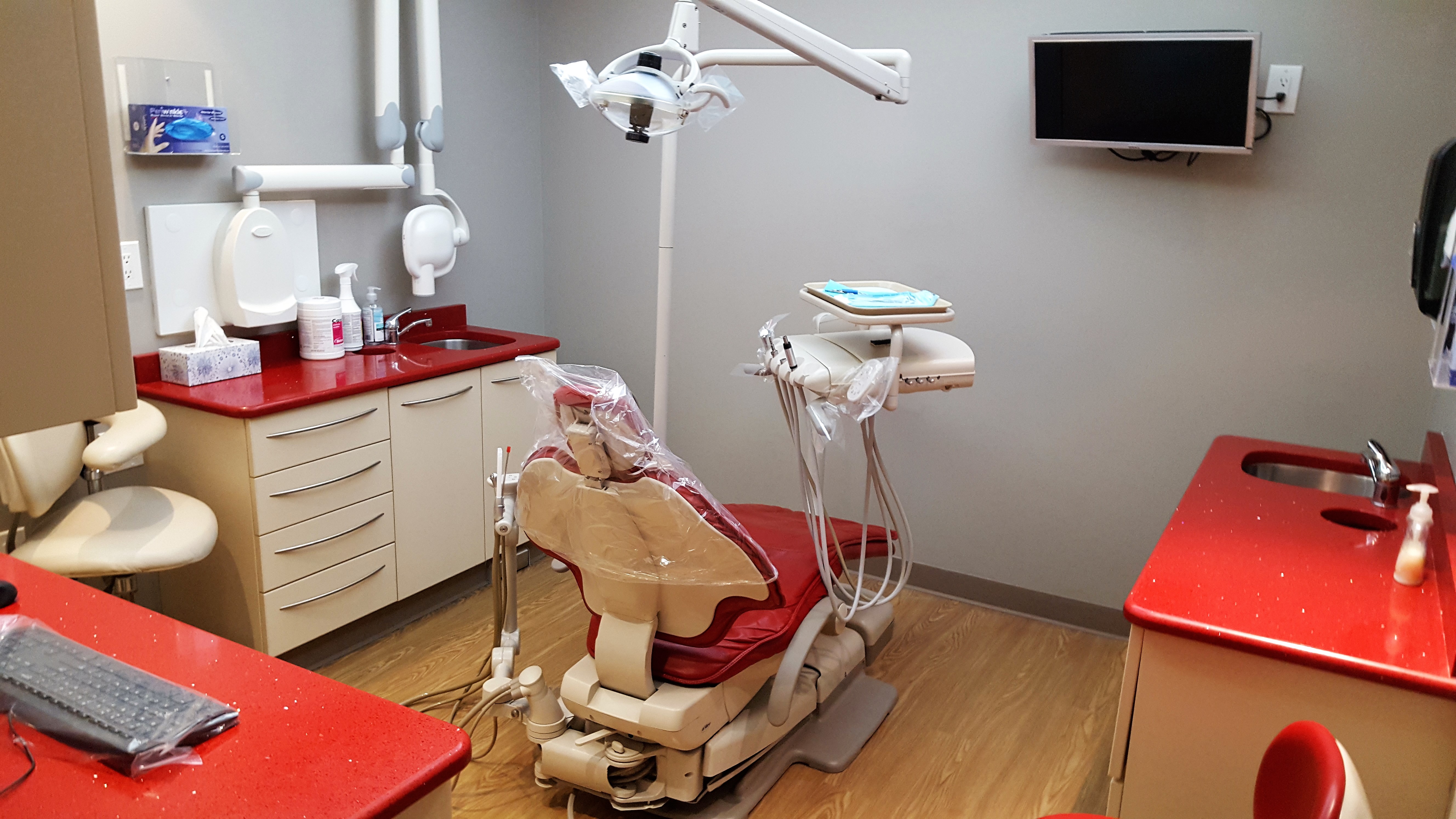 Clinic Canton and Weymouth Dental Aid 1