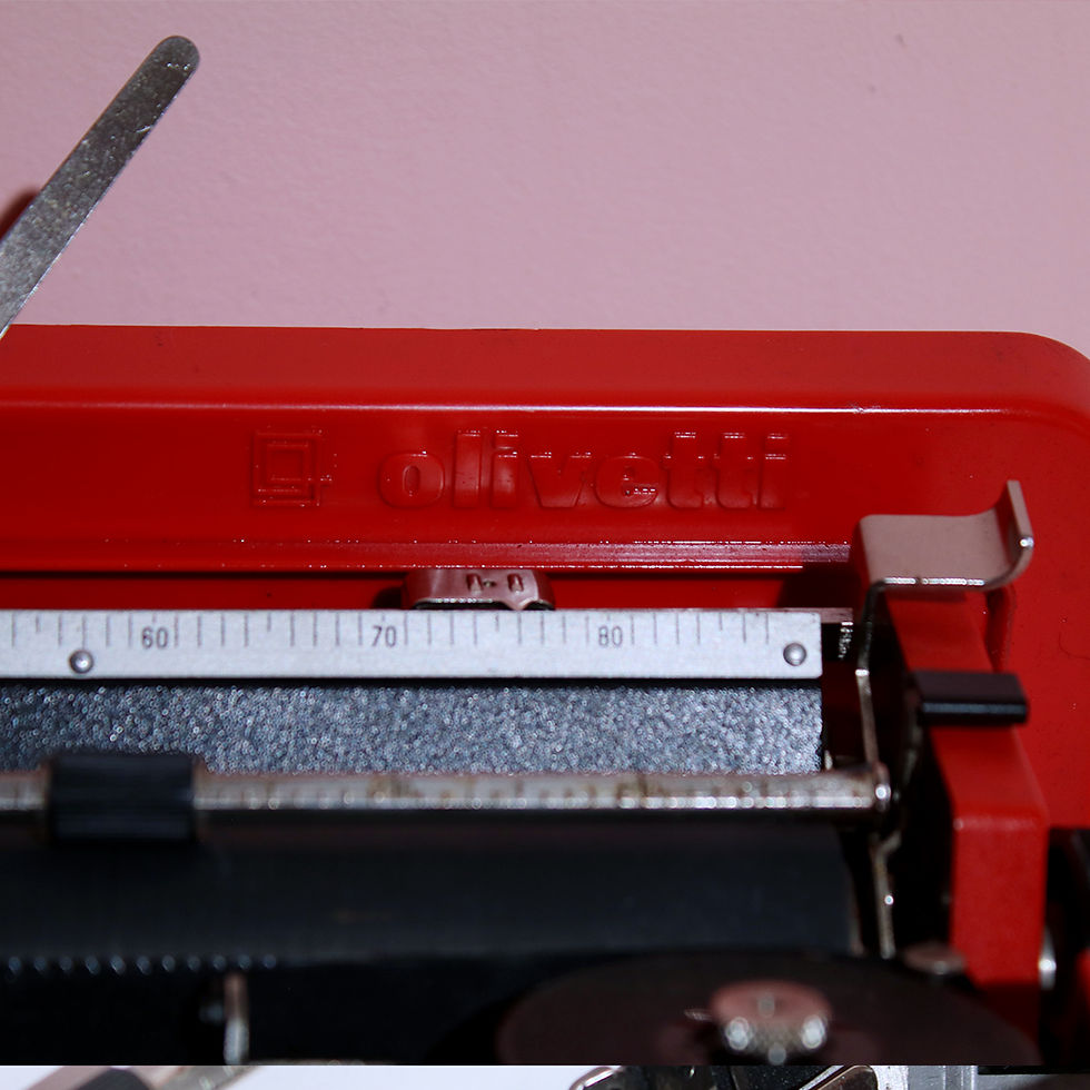 Olivetti Valentine diseñada por Ettore Sottsass