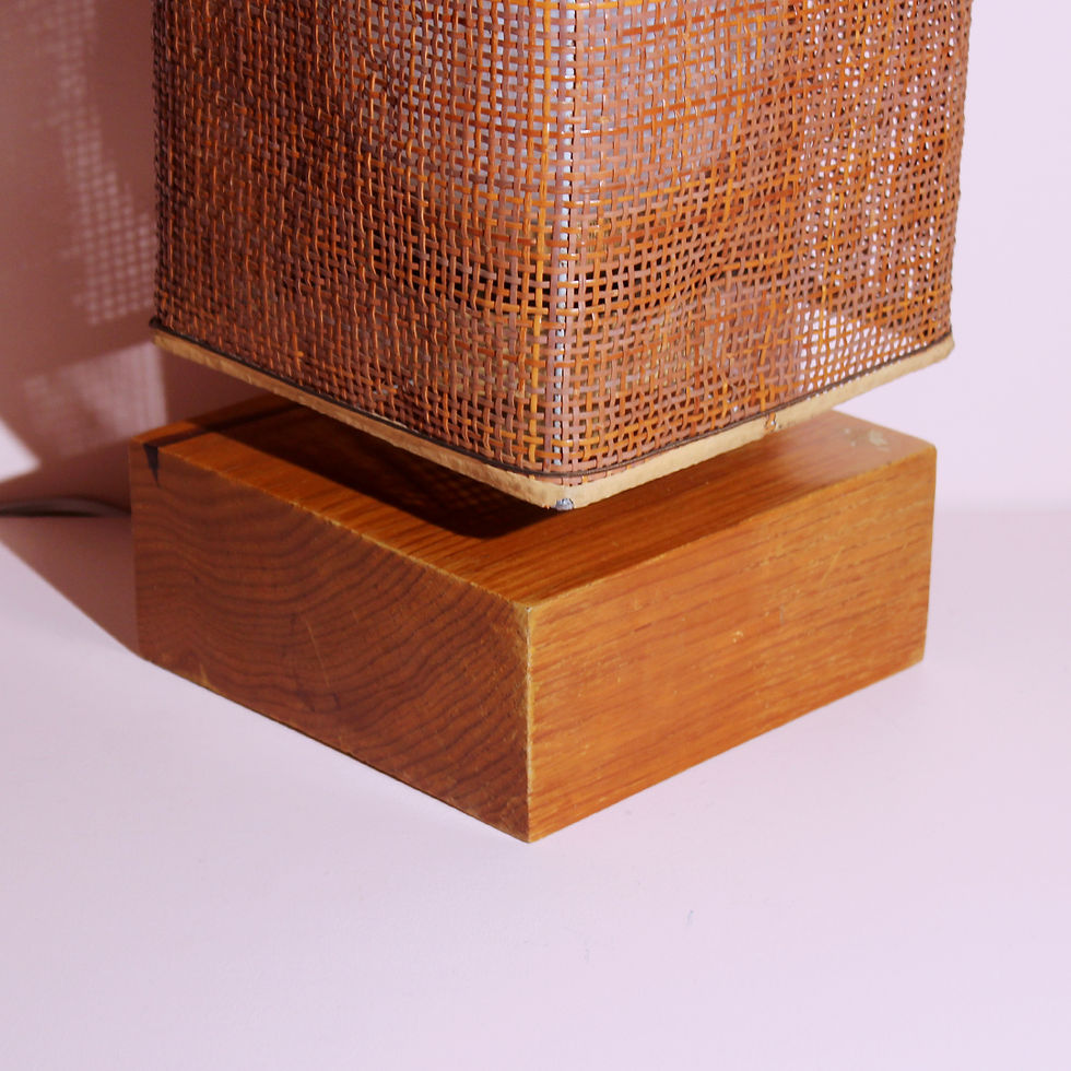 Miniatura: Lámpara de madera y bejuco