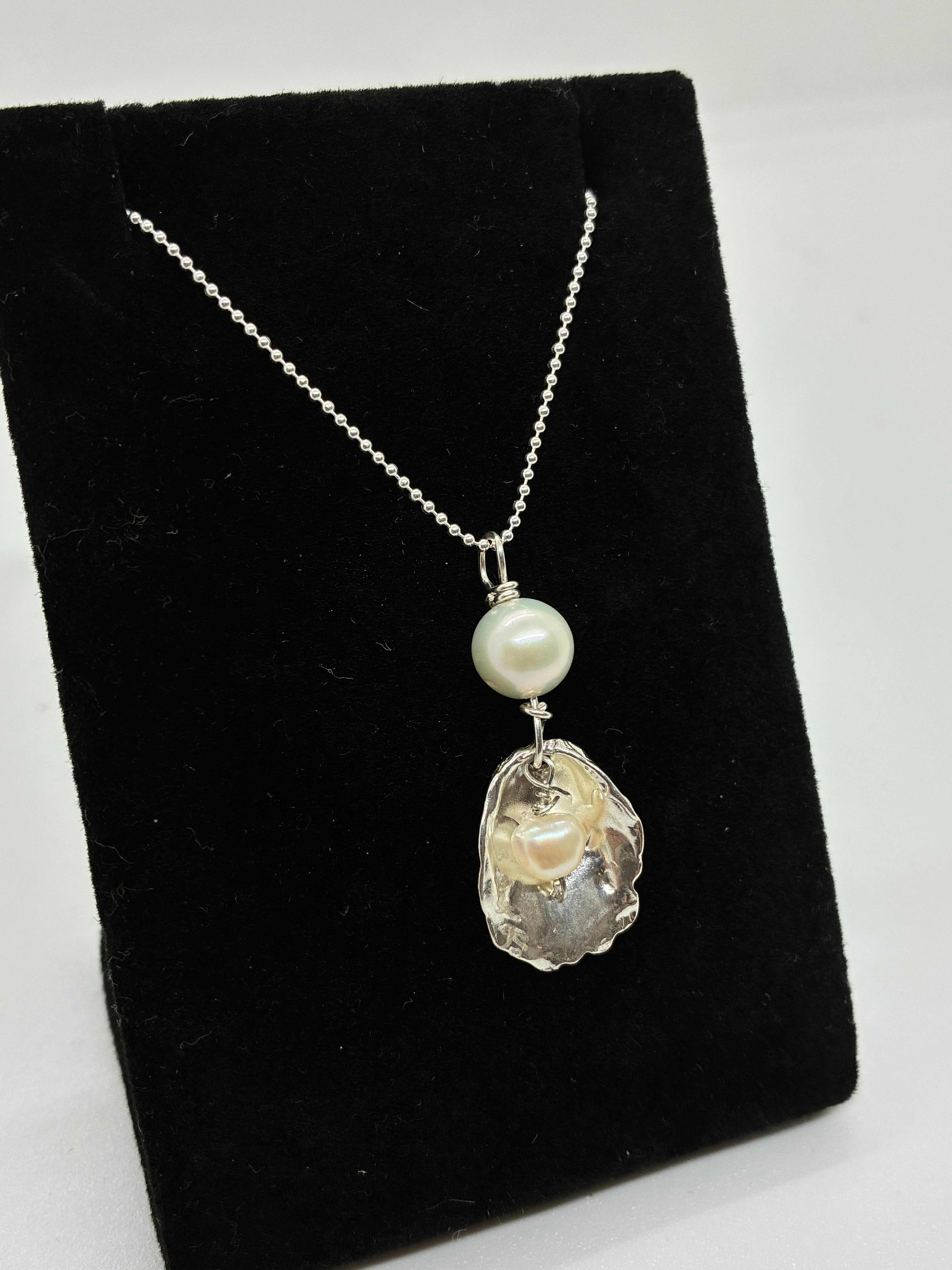 SS Baby Oyster, 2 Pearls - Kathleen O'Neal