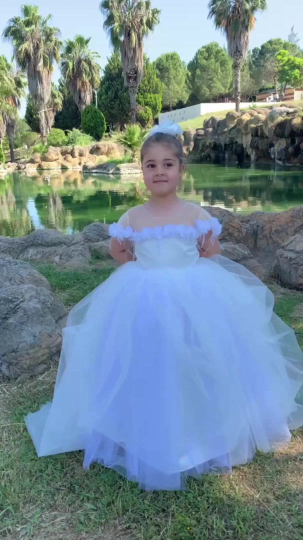 Küçük resim: Rebecca Beyaz Lazer Çiçekli Kız Çocuk Elbisesi